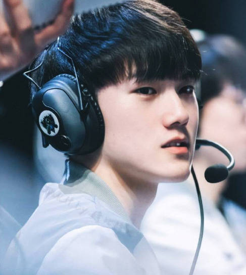 社交媒体的 社交媒体的