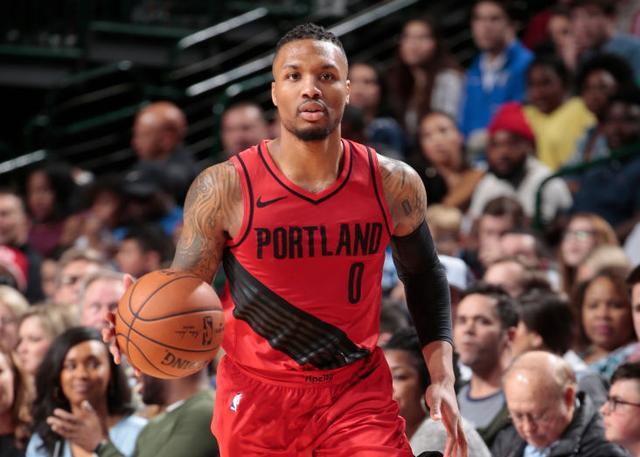 世体：弗里克期待罗克恢复状态，后者离开更衣室时给了他一个拥抱